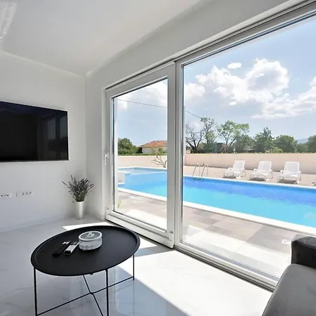 Villa Modern New With Pool, And Jacuzzi Prolozac *